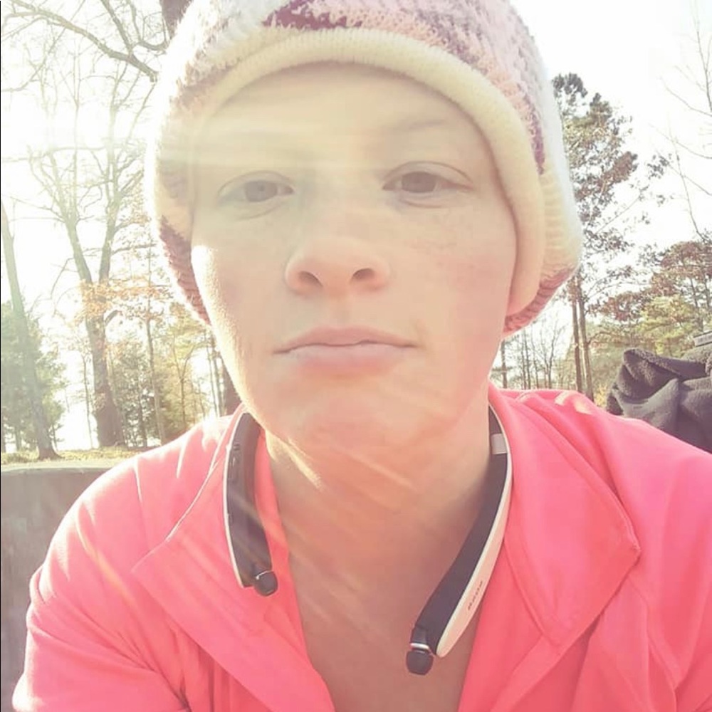 Meet your Posher, Haley